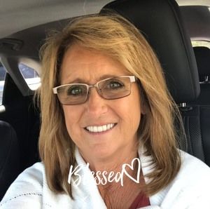 Meet your Posher, Suzy